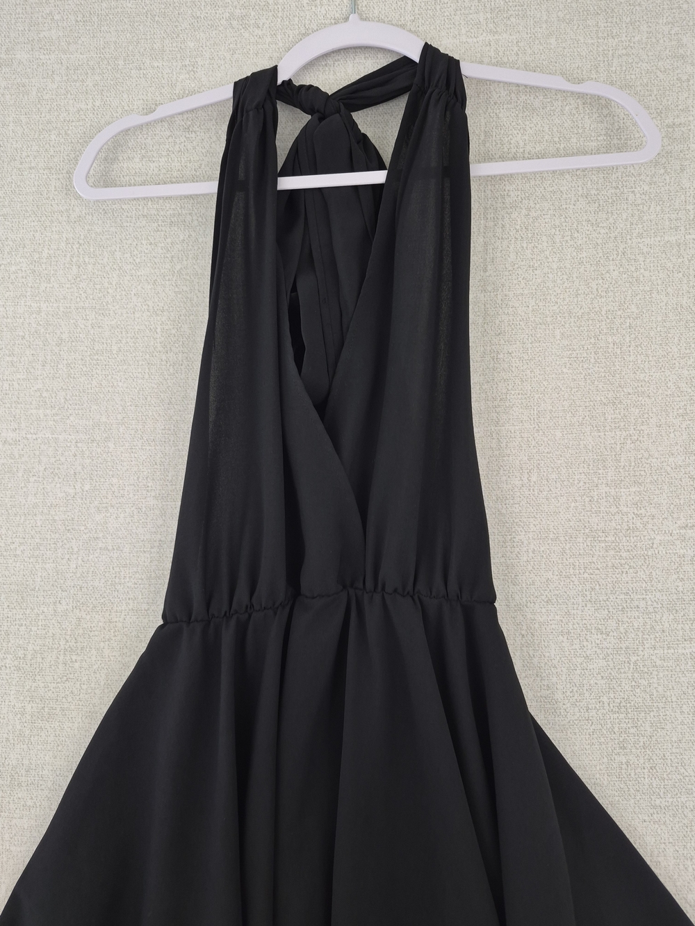 SHEIN Black Halter Neck Mini Dress Size M (SKU 0133) - Picture 3 of 14